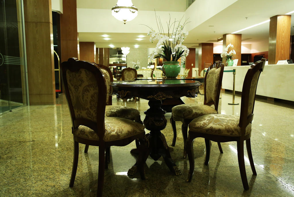 Garbos Trade Hotel มอสโซโร ภายนอก รูปภาพ
