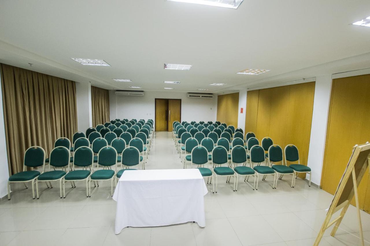Garbos Trade Hotel มอสโซโร ภายนอก รูปภาพ